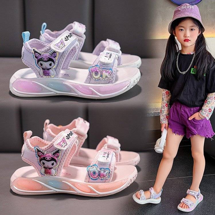 Sanrio Kuromi Toddler Girls Su - Sport Loop Strap 리뷰 및 가격